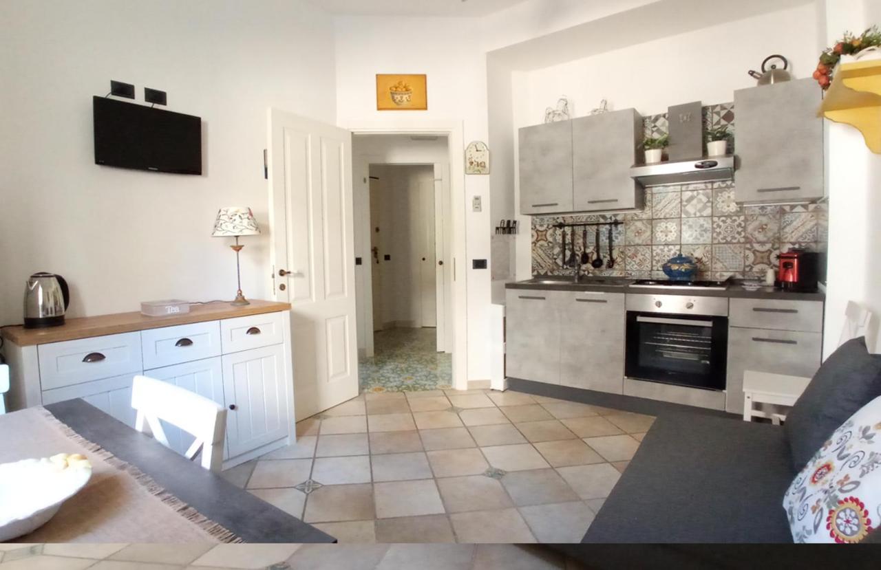 Molo Di Levante - Rent Apartment Marina di Ragusa Exteriör bild